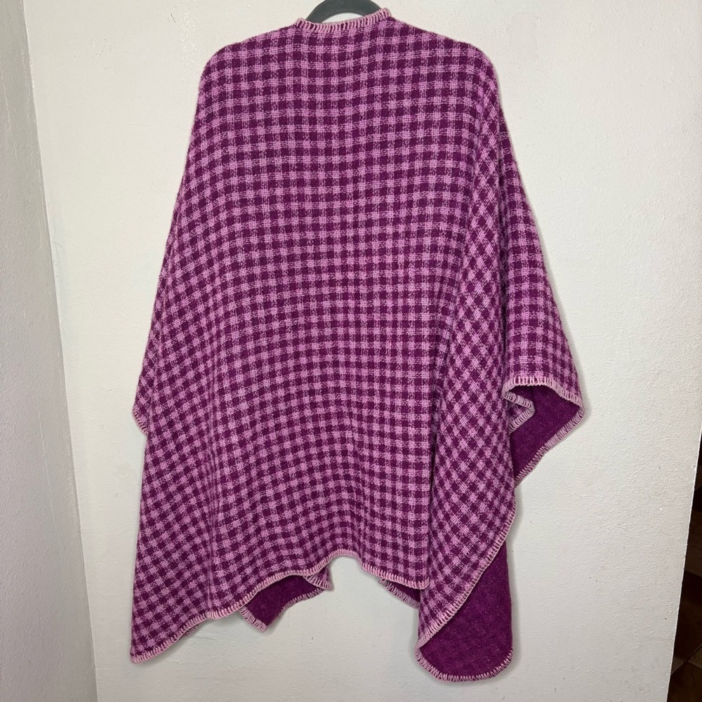 Boyne Valley Weavers Irish Checkered Poncho One Size - Picture 6 of 6
